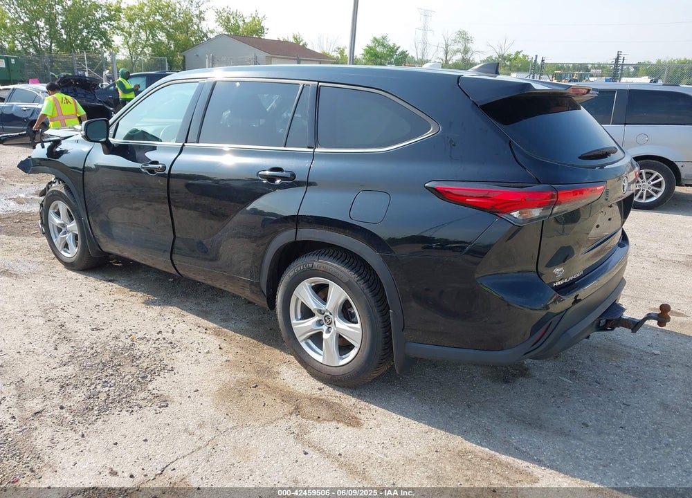 2022 TOYOTA HIGHLANDER VIN: 5TDBZRBHXNS560991