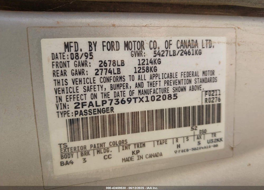 1996 FORD CROWN VICTORIA VIN: 2FALP7369TX102085
