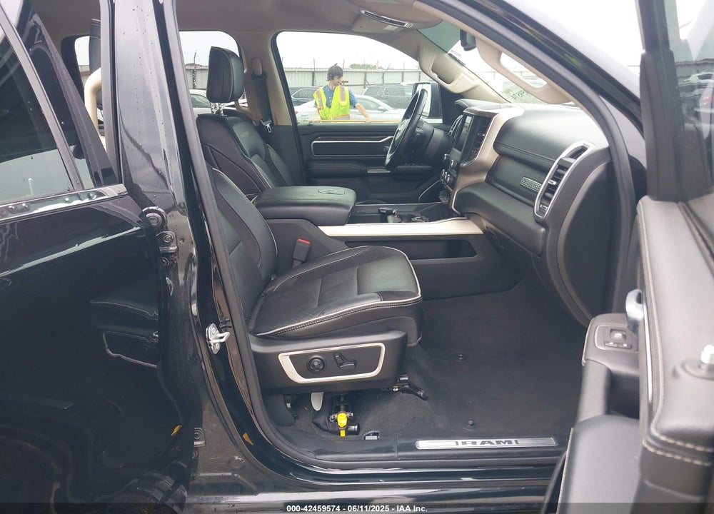 2020 RAM 1500 LAIE  4X4 5'7 BOX VIN: 1C6SRFJT4LN150587