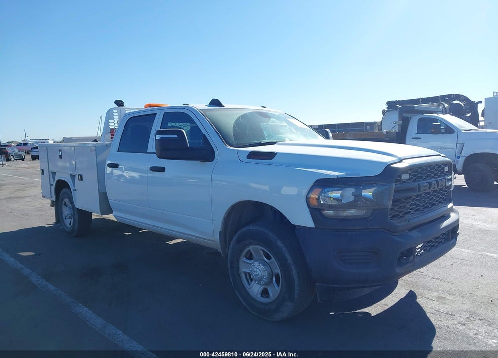 2023 RAM 3500 TRADESMAN  4X4 8' BOX VIN: 3C63R3GJ5PG541772