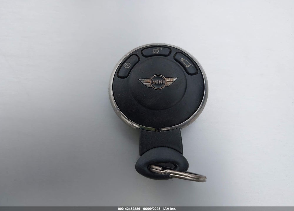 2011 MINI COOPER S COUNTRYMAN VIN: WMWZC3C52BWL78647