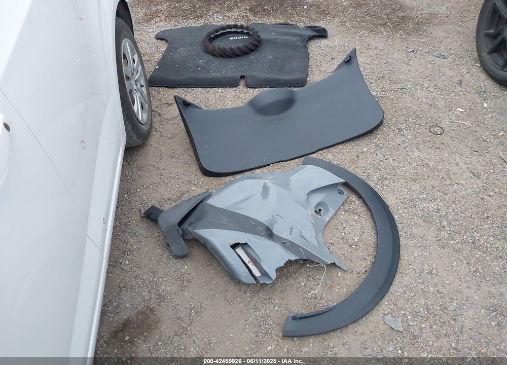 2024 NISSAN KICKS VIN: 3N1CP5DVXRL555939