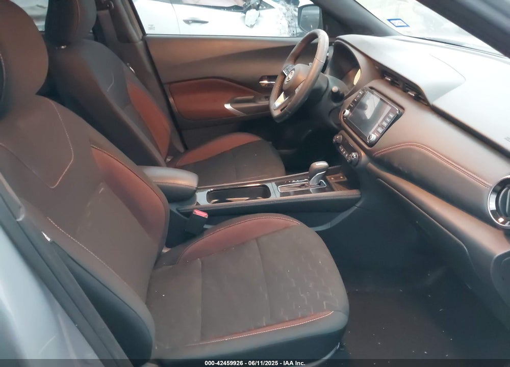 2024 NISSAN KICKS VIN: 3N1CP5DVXRL555939