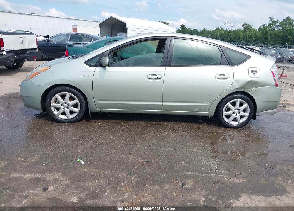 2008 TOYOTA PRIUS VIN: JTDKB20U987746130