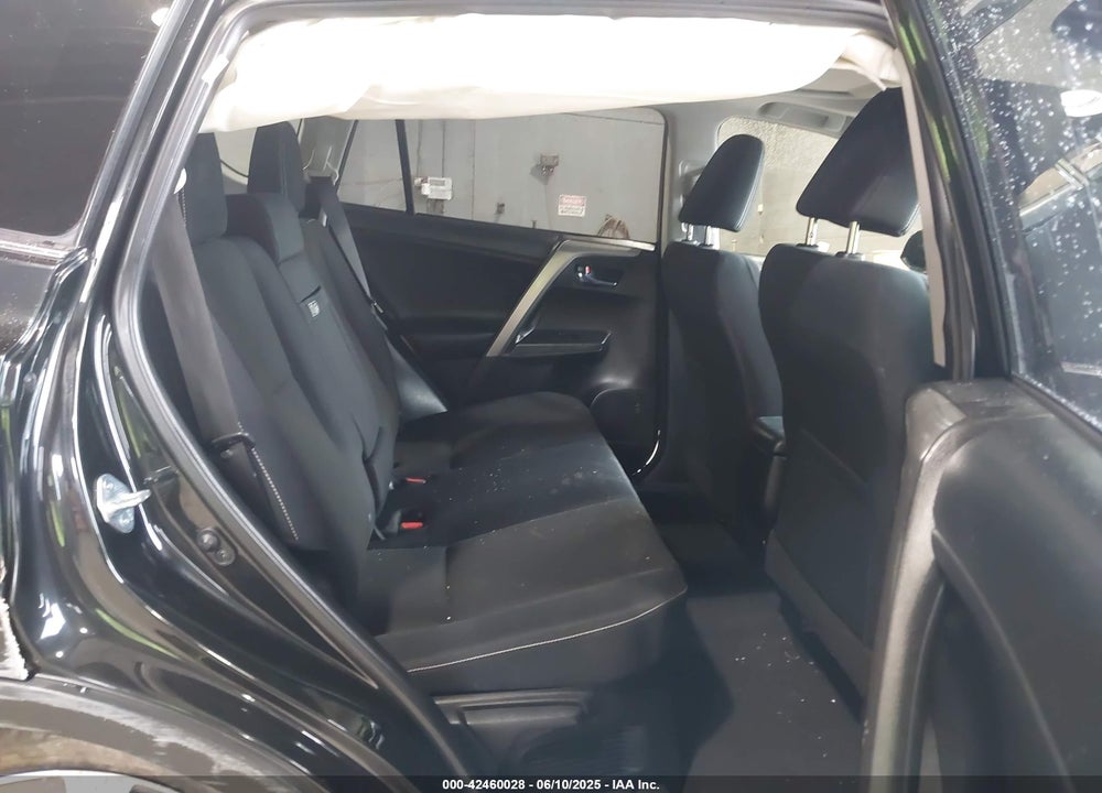2016 TOYOTA RAV4 HYBRID VIN: JTMRJREV1GD016059