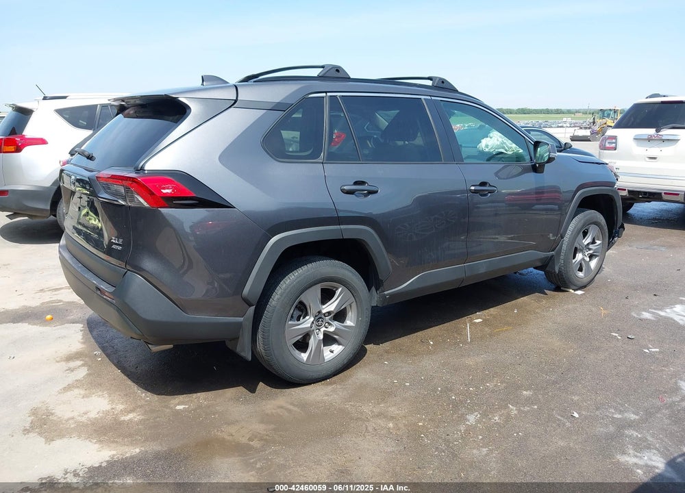 2022 TOYOTA RAV4 VIN: 2T3P1RFVXNC303200