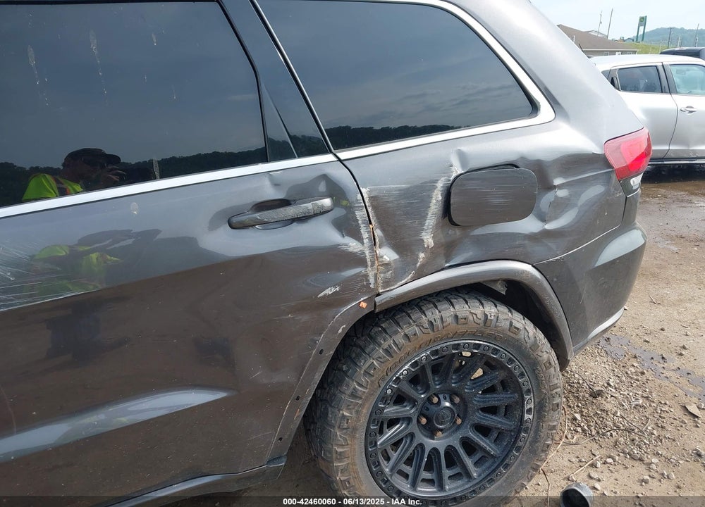 2015 JEEP GRAND CHEROKEE VIN: 1C4RJFAG1FC150273