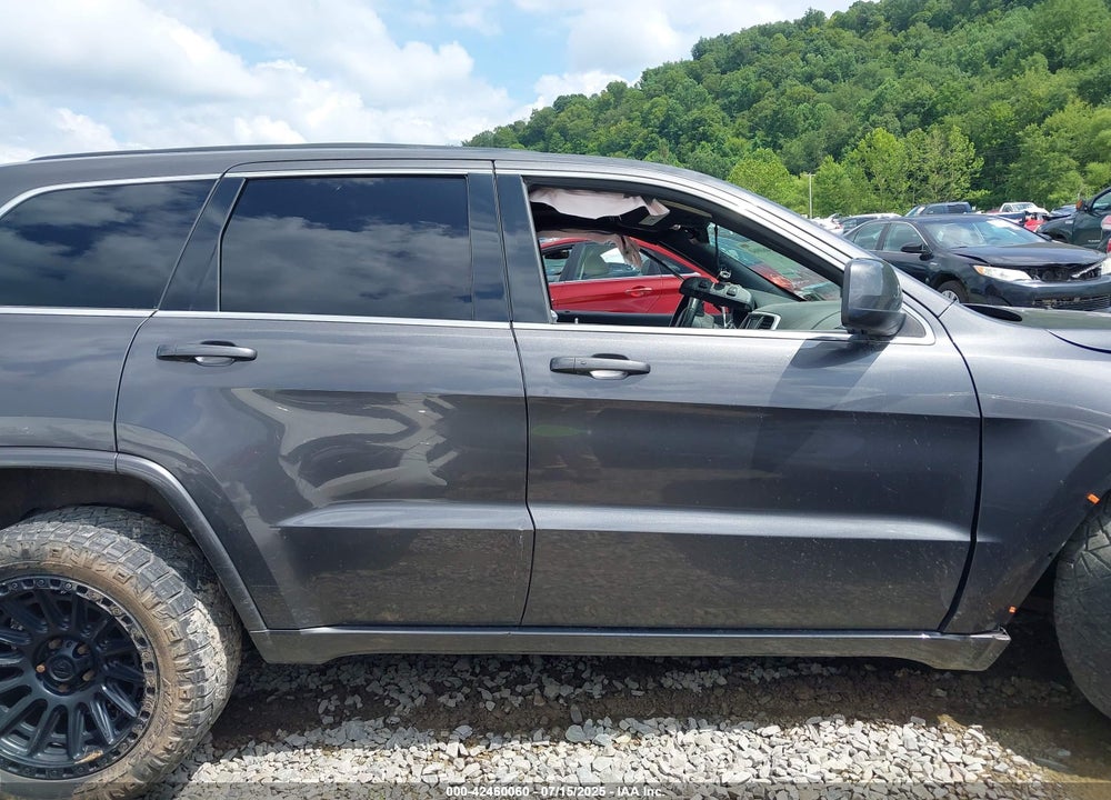 2015 JEEP GRAND CHEROKEE VIN: 1C4RJFAG1FC150273