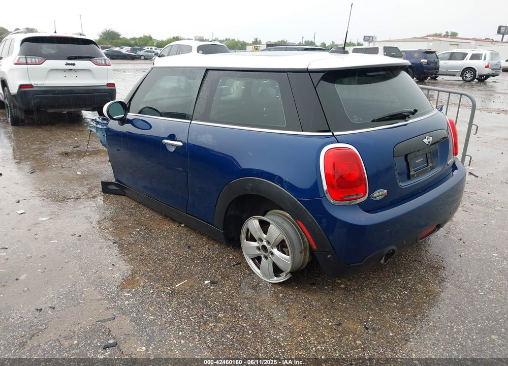 2018 MINI COOPER VIN: WMWXP5C50J2G64237