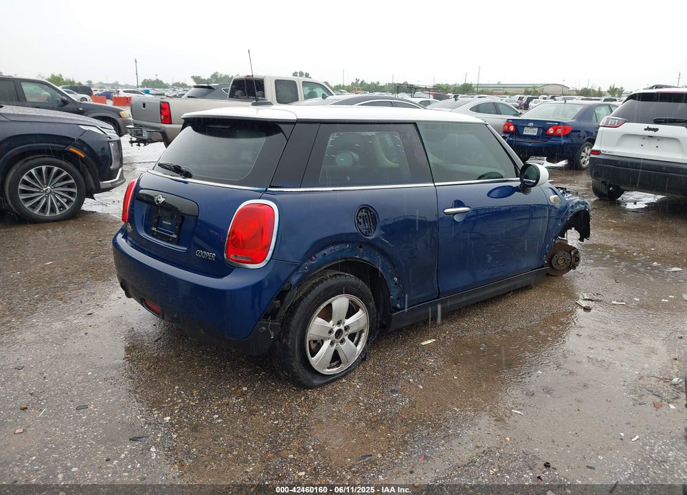 2018 MINI COOPER VIN: WMWXP5C50J2G64237