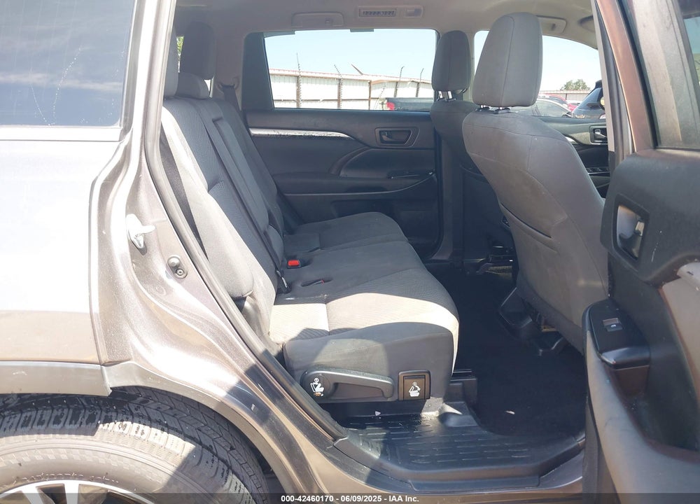 2019 TOYOTA HIGHLANDER VIN: 5TDZZRFHXKS345504