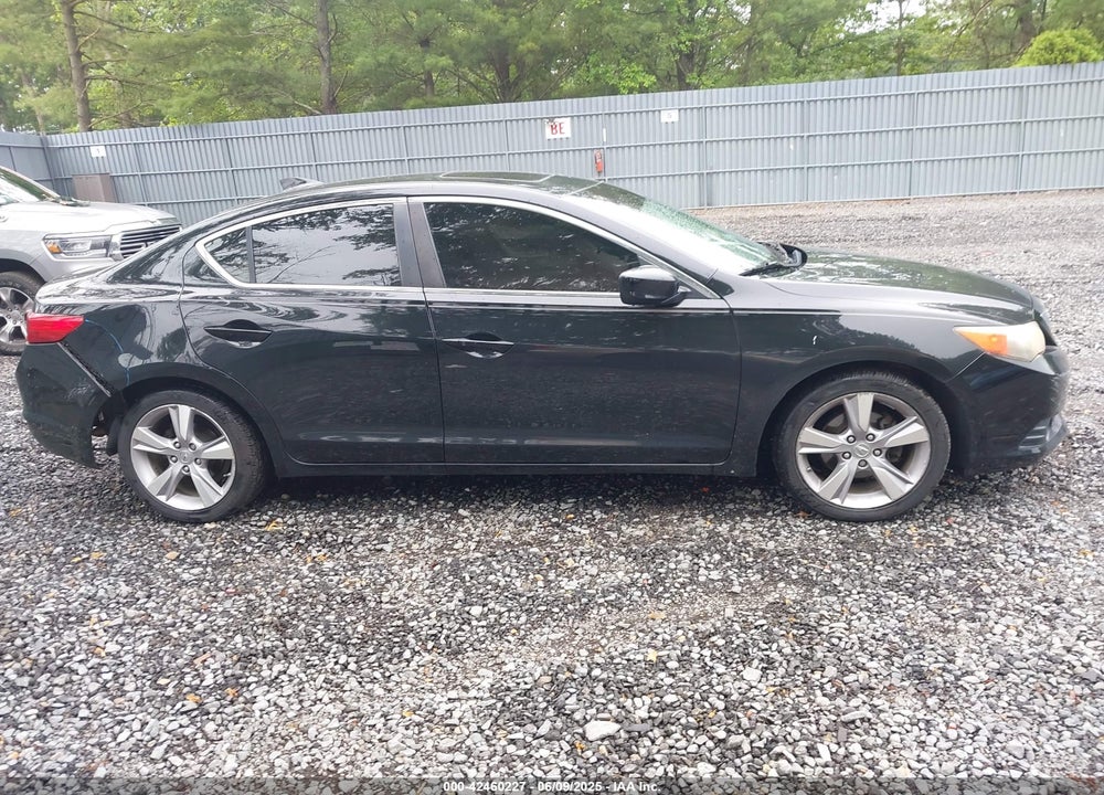 2013 ACURA ILX VIN: 19VDE1F70DE014306