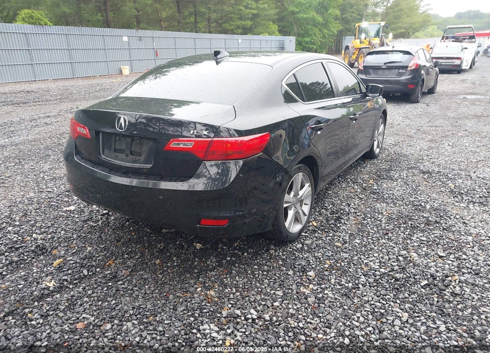 2013 ACURA ILX VIN: 19VDE1F70DE014306
