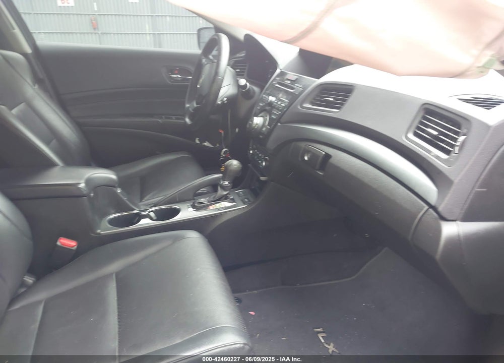 2013 ACURA ILX VIN: 19VDE1F70DE014306