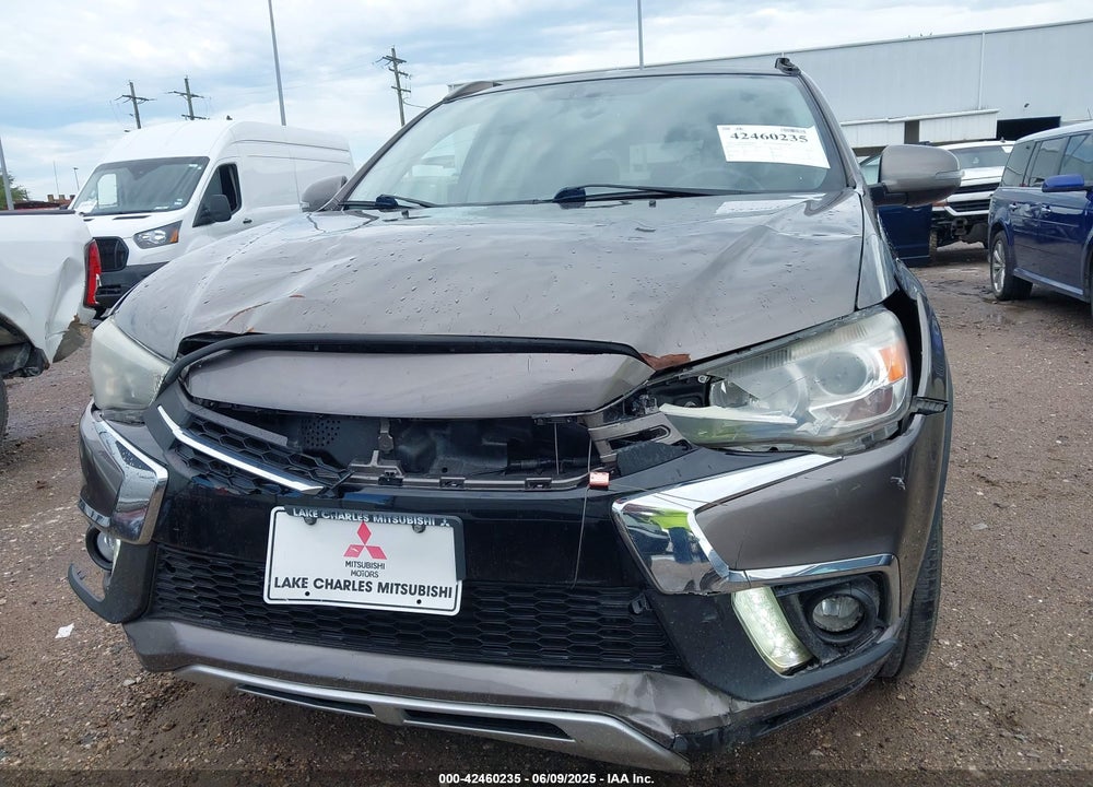 2018 MITSUBISHI OUTLANDER SPORT VIN: JA4AP4AW4JU018385