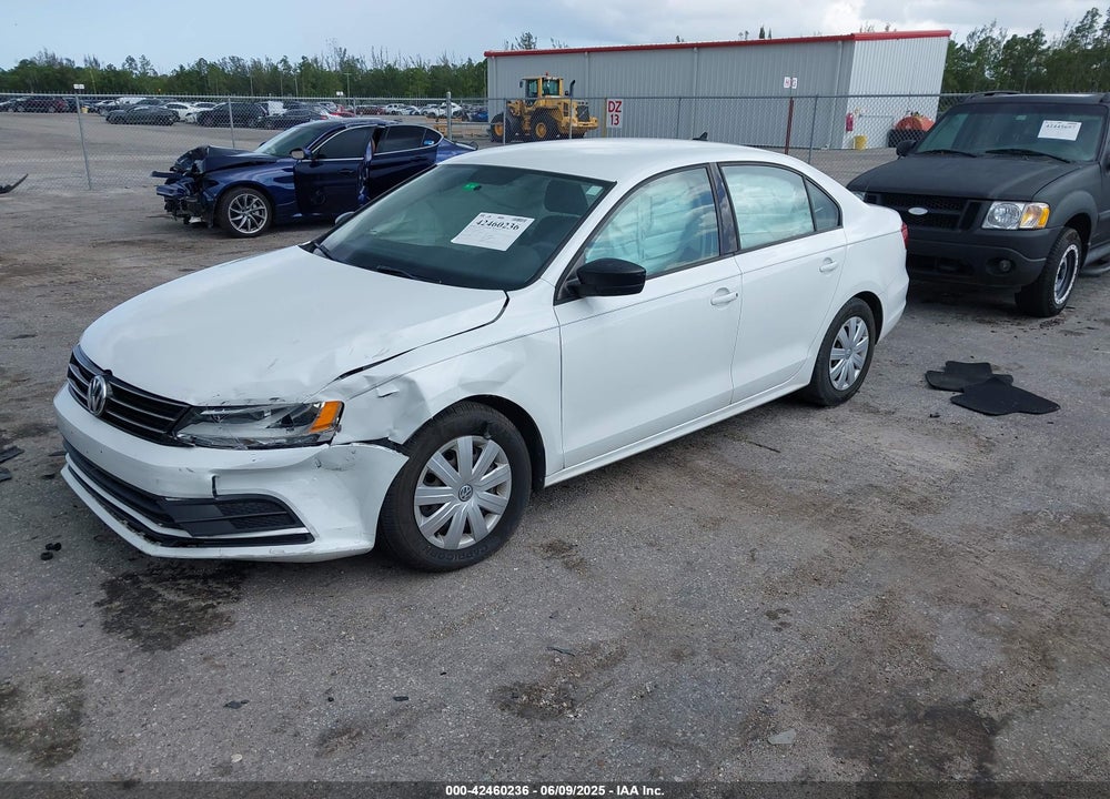 2015 VOLKSWAGEN JETTA 2.0L S VIN: 3VW2K7AJ4FM349572