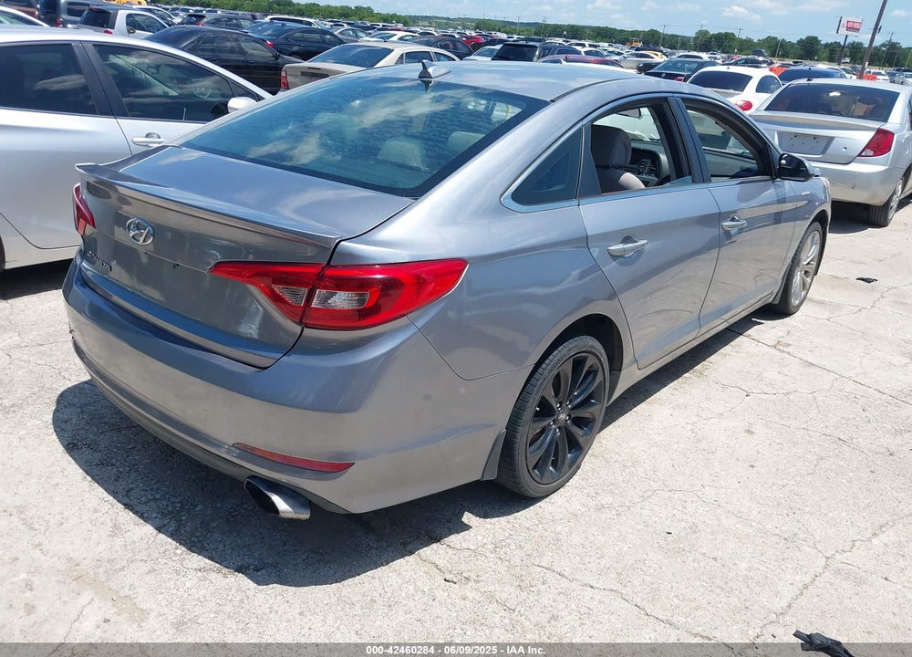 2015 HYUNDAI SONATA SE VIN: 5NPE24AF6FH148434