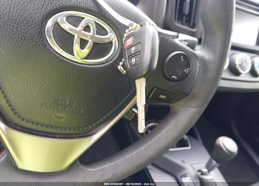 2016 TOYOTA RAV4 VIN: JTMZFREV3GJ085998