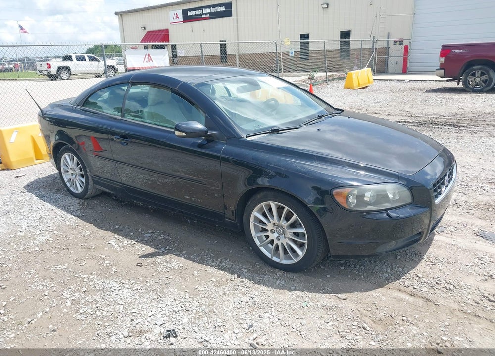 2007 VOLVO C70 T5 VIN: YV1MC68287J016057