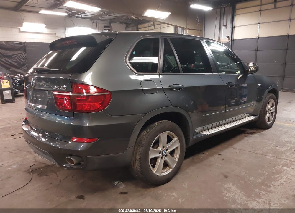 2011 BMW X5 VIN: 5UXZW0C5XBL658941