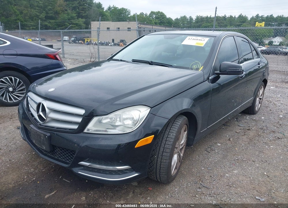 2013 MERCEDES-BENZ C CLASS VIN: WDDGF8AB0DR245657