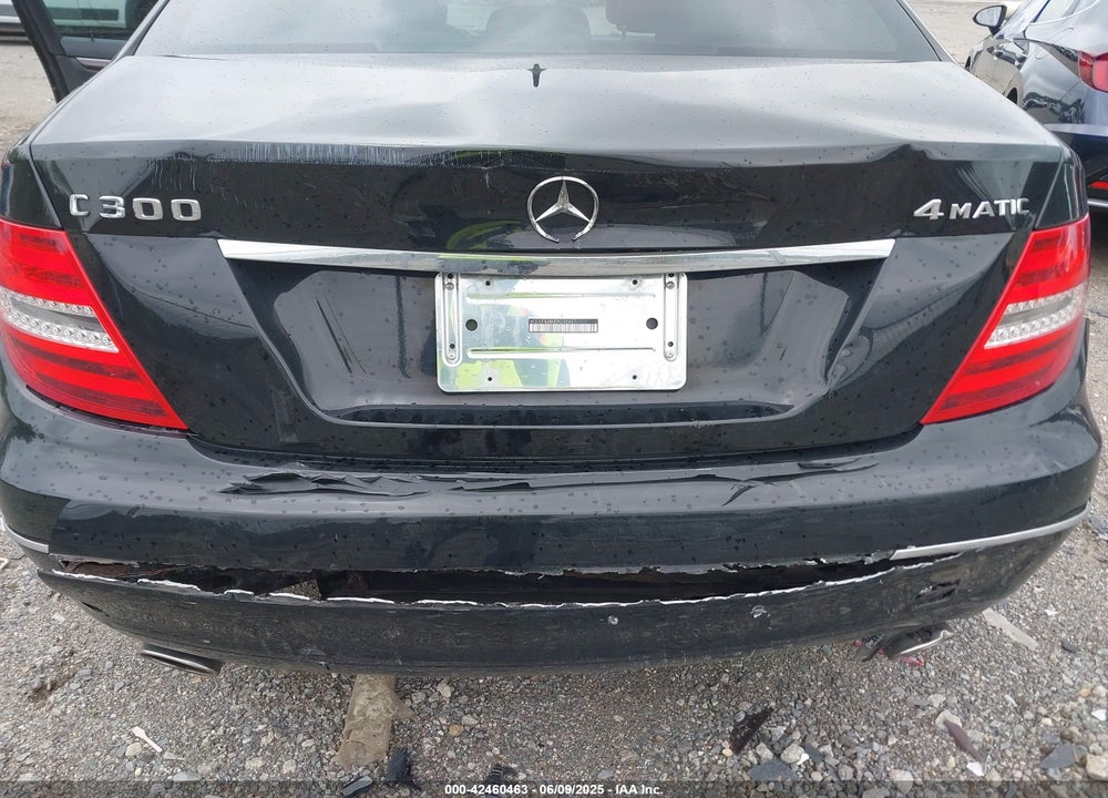 2013 MERCEDES-BENZ C CLASS VIN: WDDGF8AB0DR245657