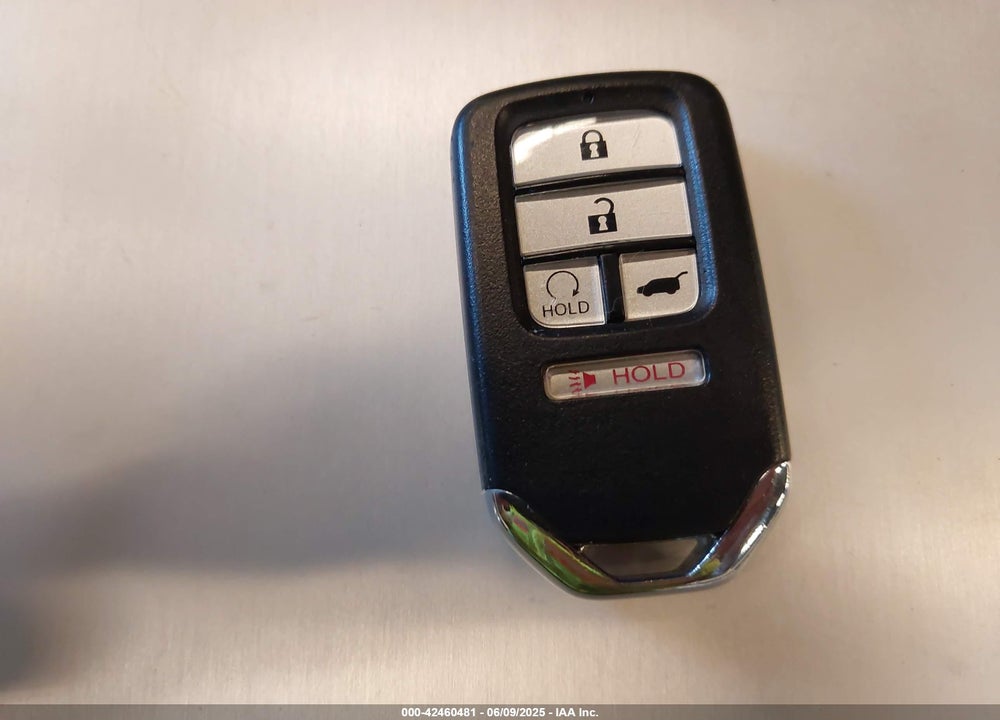 2021 HONDA PASSPORT VIN: 5FNYF8H25MB037848