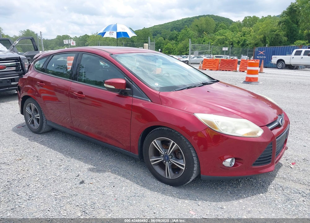 2014 FORD FOCUS SE VIN: 1FADP3K21EL345689