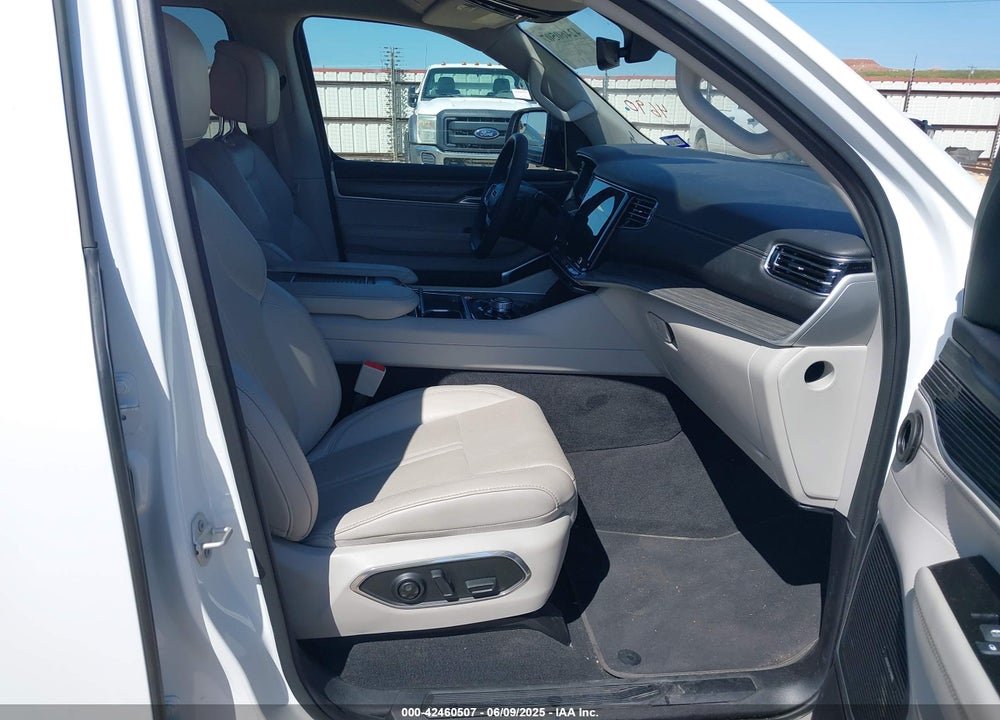 2024 JEEP WAGONEER L VIN: 1C4SJSBP7RS145081