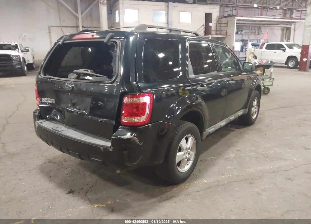 2009 FORD ESCAPE VIN: 1FMCU03739KC97207