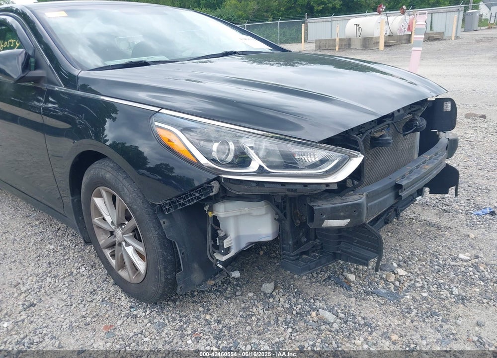 2018 HYUNDAI SONATA VIN: 5NPE24AF4JH656913