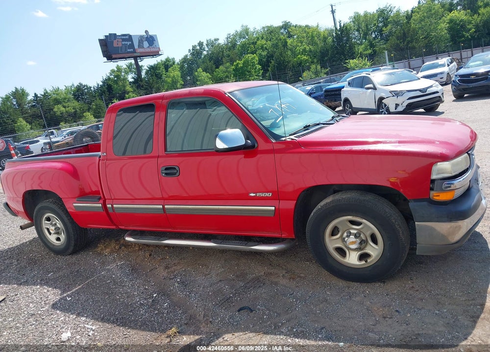 2001 CHEVROLET SILVERADO 1500 LS VIN: 2GCEC19V211224684