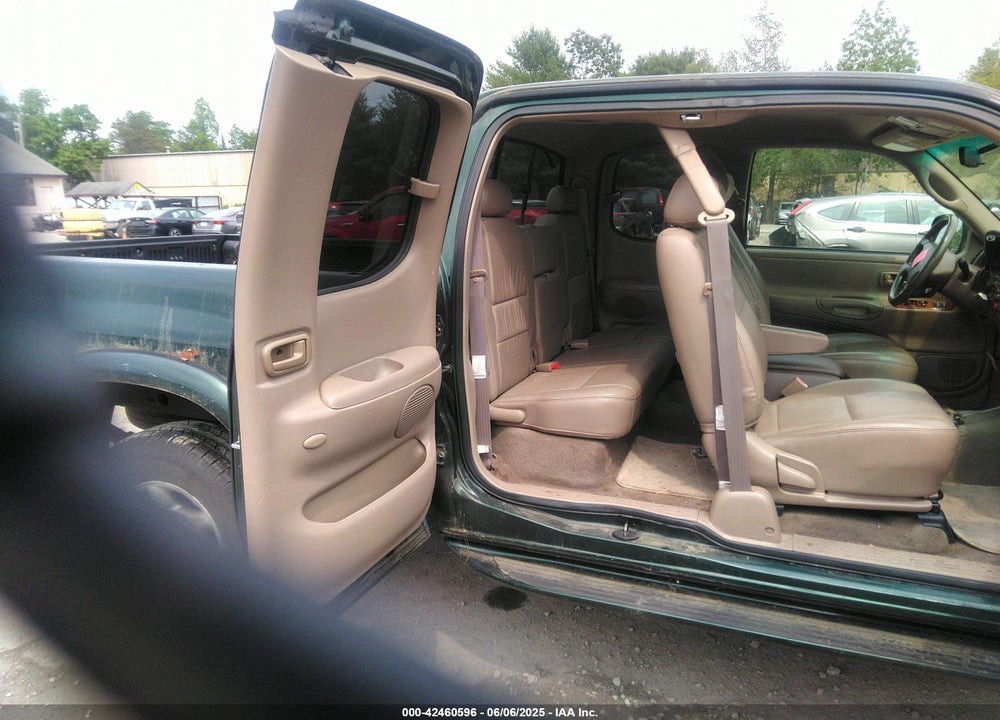 2000 TOYOTA TUNDRA LTD V8 VIN: 5TBBT4810YS089882