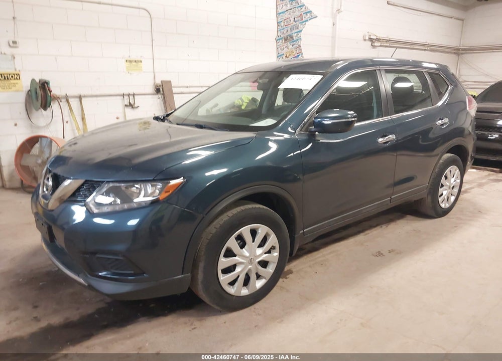 2015 NISSAN ROGUE S VIN: 5N1AT2MV8FC755994