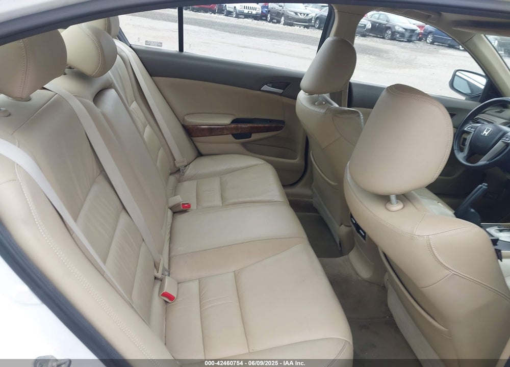 2010 HONDA ACCORD 2.4 EX-L VIN: 1HGCP2F85AA144285
