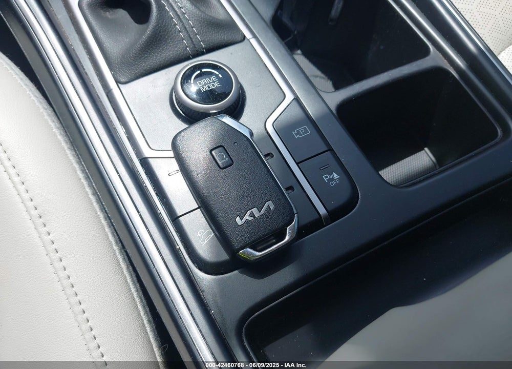 2023 KIA SORENTO VIN: 5XYRL4LC3PG167842