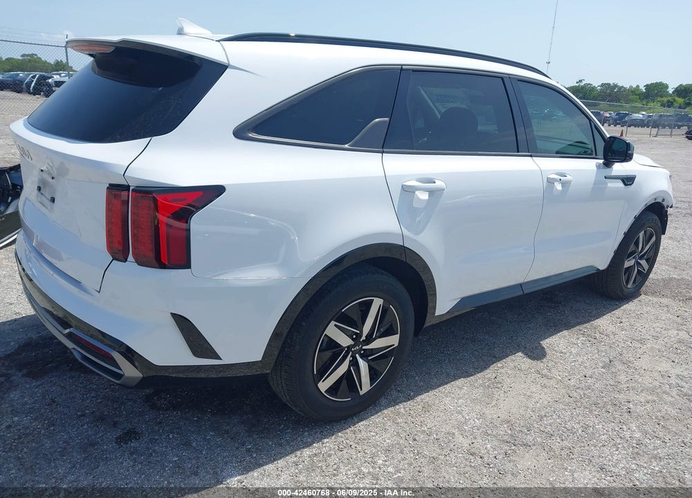 2023 KIA SORENTO VIN: 5XYRL4LC3PG167842