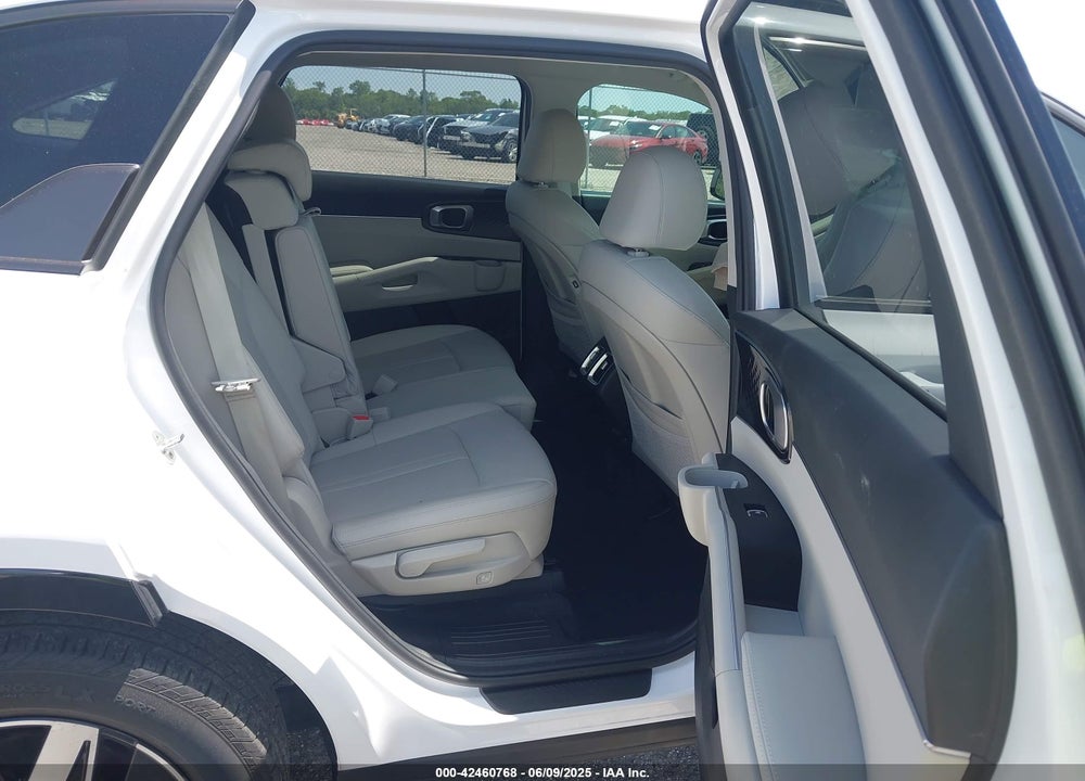 2023 KIA SORENTO VIN: 5XYRL4LC3PG167842
