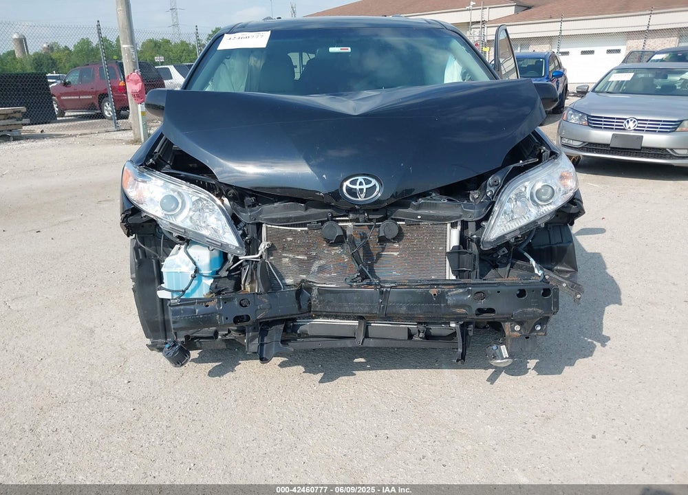 2016 TOYOTA SIENNA XLE 7 PASSENGER VIN: 5TDDK3DCXGS135060