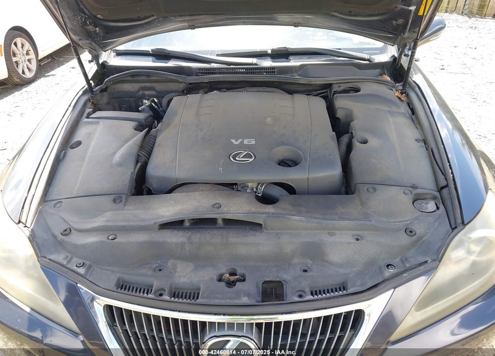 2011 LEXUS IS250 VIN: JTHCF5C21B5050867