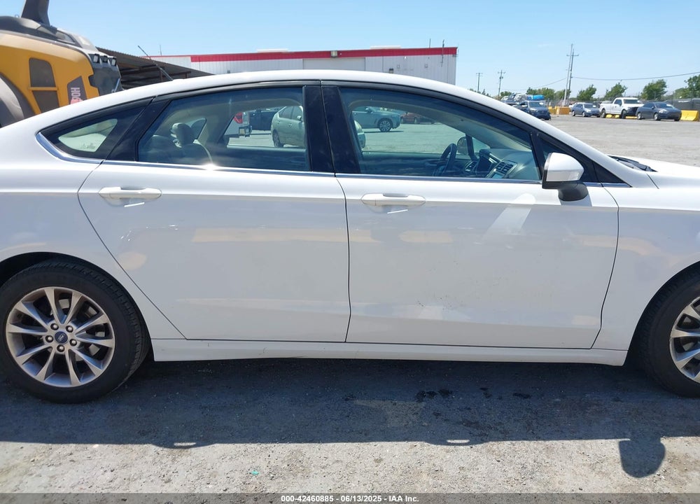 2017 FORD FUSION VIN: 3FA6P0HD2HR313811