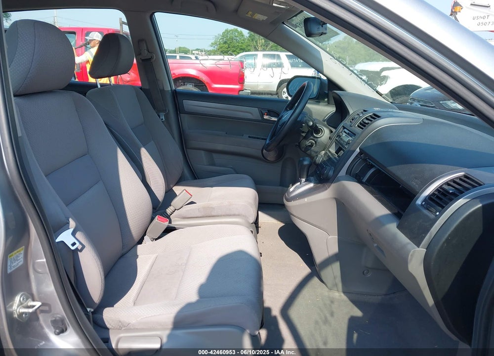 2008 HONDA CR-V LX VIN: JHLRE483X8C073839