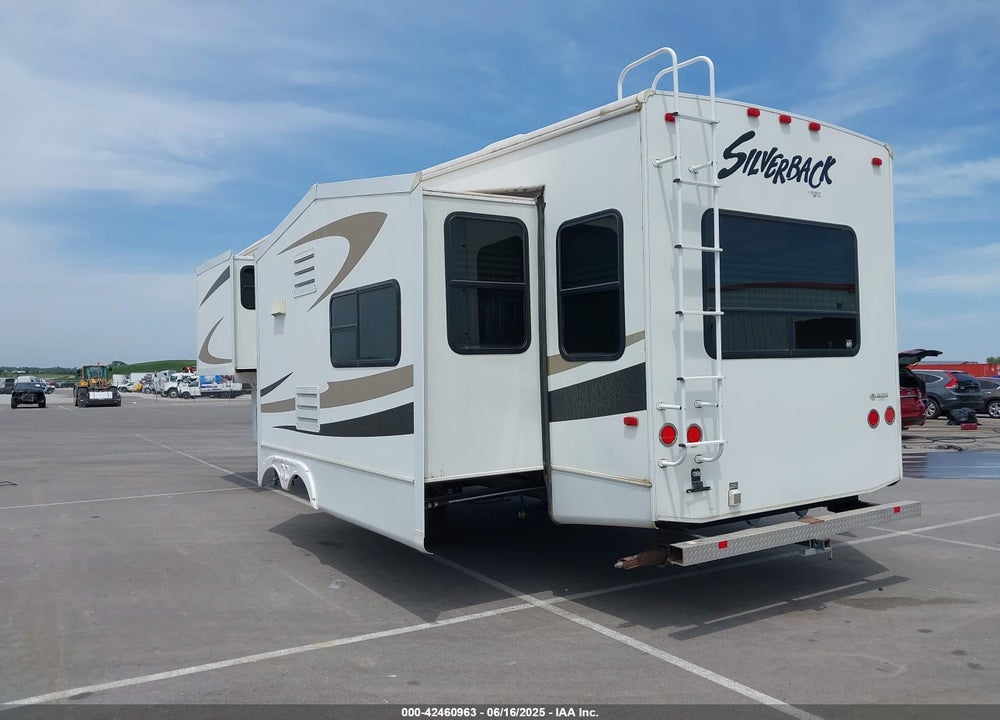 2011 CEDAR CREEK 29RL VIN: 4X4FCRE27BS204313