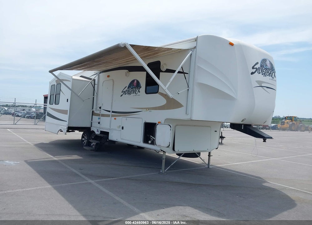 2011 CEDAR CREEK 29RL VIN: 4X4FCRE27BS204313