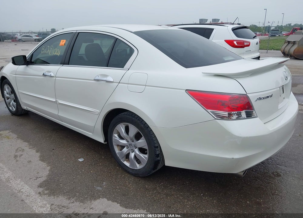 2009 HONDA ACCORD VIN: 1HGCP36809A003805