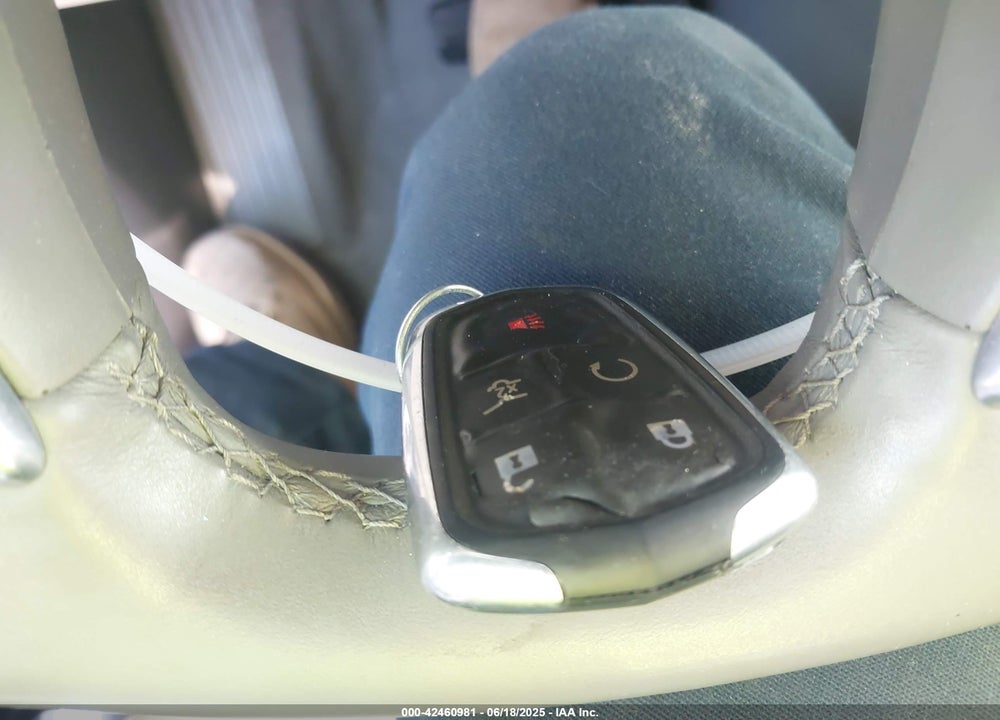 2017 CADILLAC XT5 VIN: 1GYKNBRS1HZ304062
