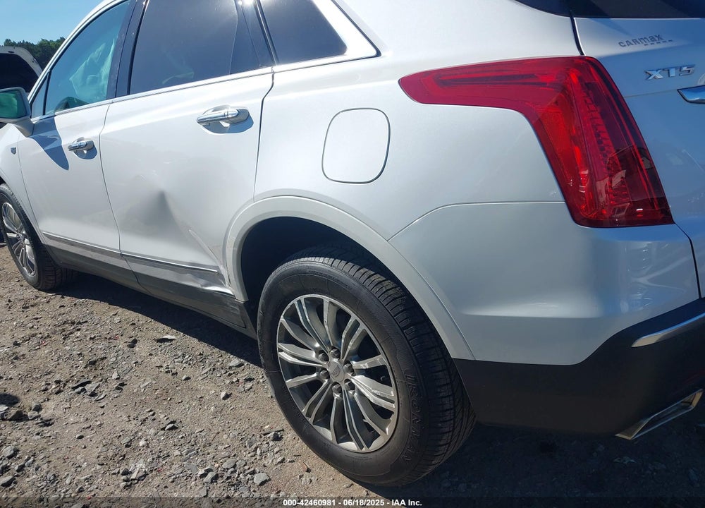 2017 CADILLAC XT5 VIN: 1GYKNBRS1HZ304062