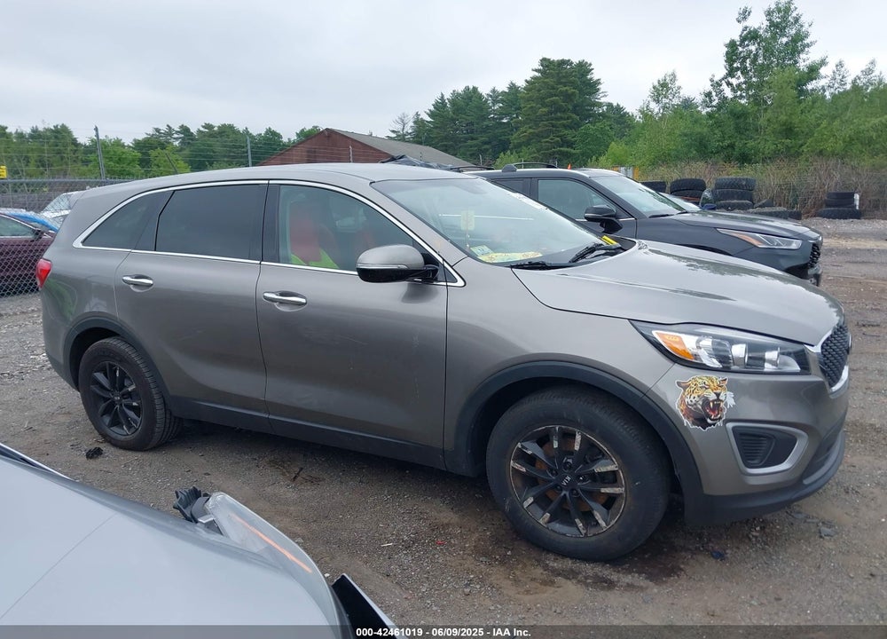 2018 KIA SORENTO 2.4L L VIN: 5XYPG4A30JG430696