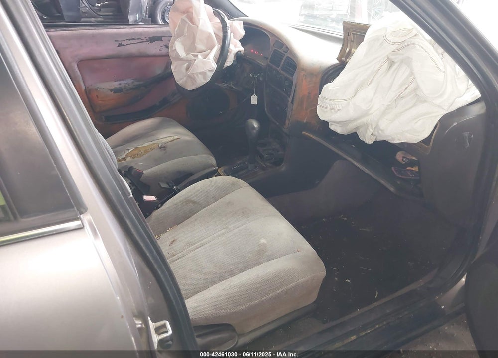 1996 TOYOTA CAMRY DX/LE/XLE VIN: 4T1BG12K4TU804500