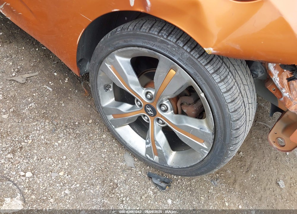 2015 HYUNDAI VELOSTER VIN: KMHTC6AD2FU232248